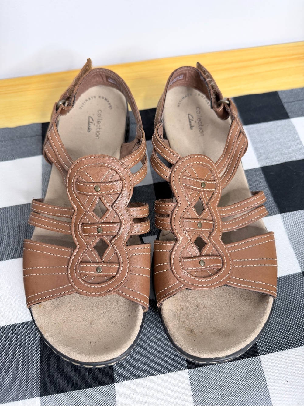 Clarks Leisa Janna Sandals Size 7 Wide